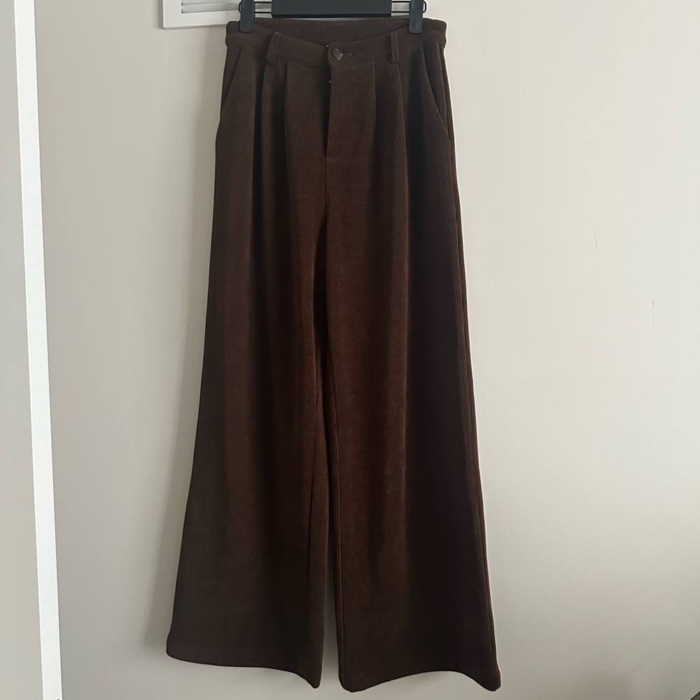 Sage Wide-Leg Corduroy Pants in Dark Brown